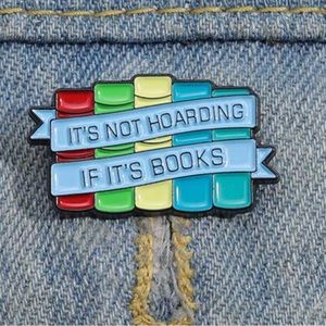 Book Lovers Pin‎